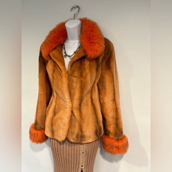 Cisodono Italian designer sheared Mink with full fox Collar jacket/coat🔥 - Picture 4 of 16